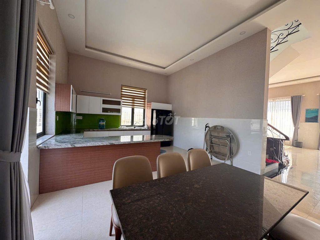 CHO THUÊ VILLA 5 PHÒNG NGỦ, FULL NỘI THẤT, BÃI ĐẬU Ô TÔ - AN SƠN 25TR