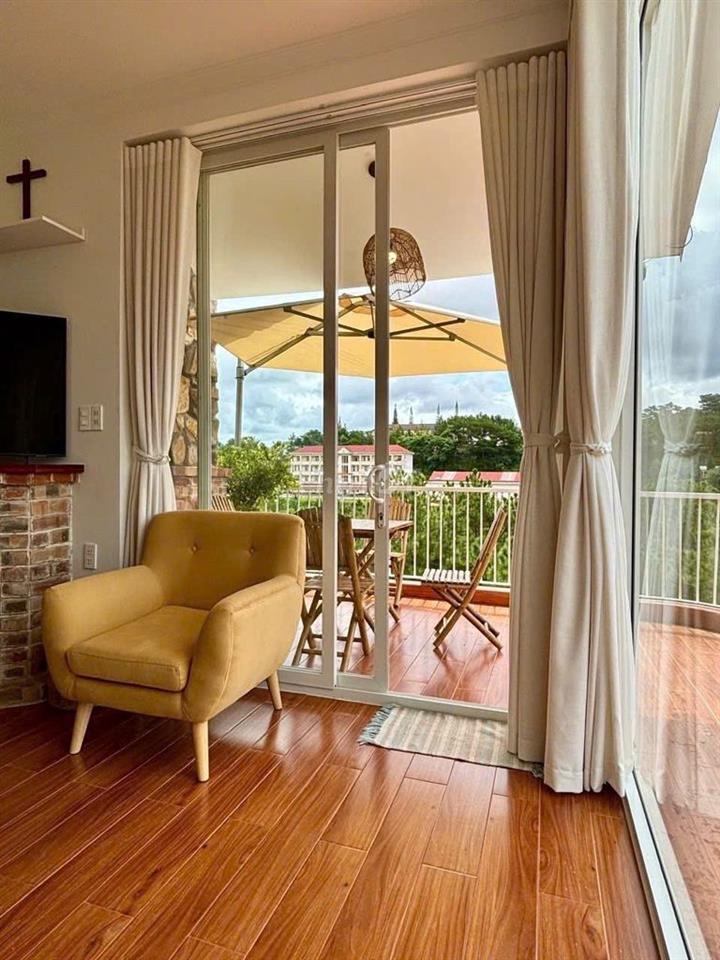 CHO THUÊ VILLA 3PN, PHONG CÁCH GỖ, VIEW RỪNG THÔNG - ANKROET ĐÀ LẠT