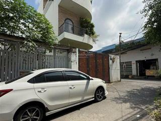 Siêu phẩm góc 2 mặt tiền đối diện đại học ngân hàng linh chiểu. nhà 4 tầng dt khủng 130m2