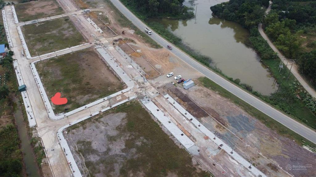 Chính chủ cần bán lô đất phân lô trung tâm thị trấn ba hàng đồi sát đường mòn hcm 103.8m2 mt 5m