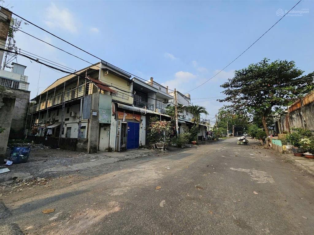 Cần bán dãy trọ 13p. 94m2, đường nguyễn ảnh thủ nối dài thuộc kdc hoàng hải, bà điểm, hóc môn