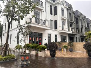 Bán bt cực chất ở crown villas, 7 tỷ, 200m2, chính chủ