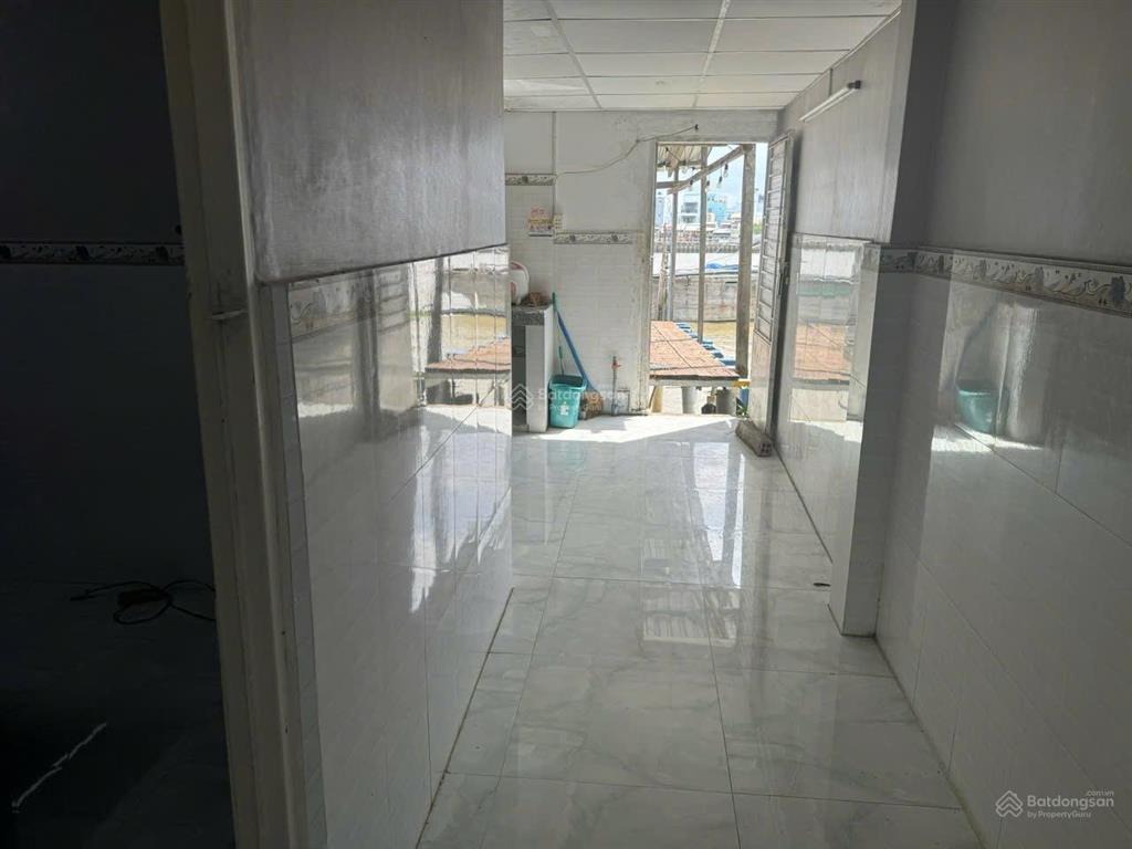 Nhà riêng giá tốt chỉ 950 triệu sổ riêng dọn vào ở ngay