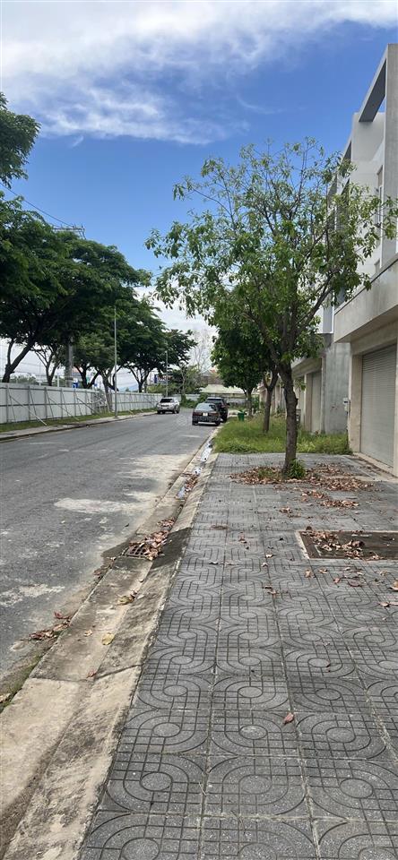 Bán nhà bà rịa city gate lk0215 1 trệt 3 lầu mặt tiền ql51
