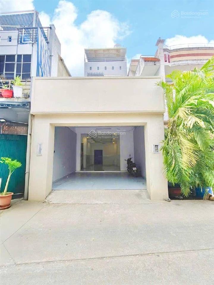 Giáp khu tên lửa, 100m2, 4 tầng 5pn, xe hơi vào nhà, nhà mới, aeon mall, nhà thờ phaolo