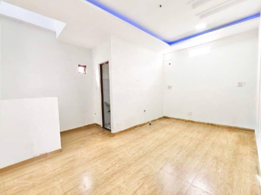 Giáp khu tên lửa, 100m2, 4 tầng 5pn, xe hơi vào nhà, nhà mới, aeon mall, nhà thờ phaolo