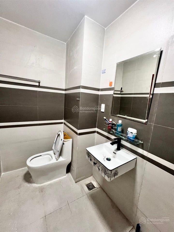 Giáp tên lửa, 4 tầng nhà mới, ngang 5m, hẻm xe hơi, ngay chợ tên lửa, aeon mall, nhà thờ phaolo