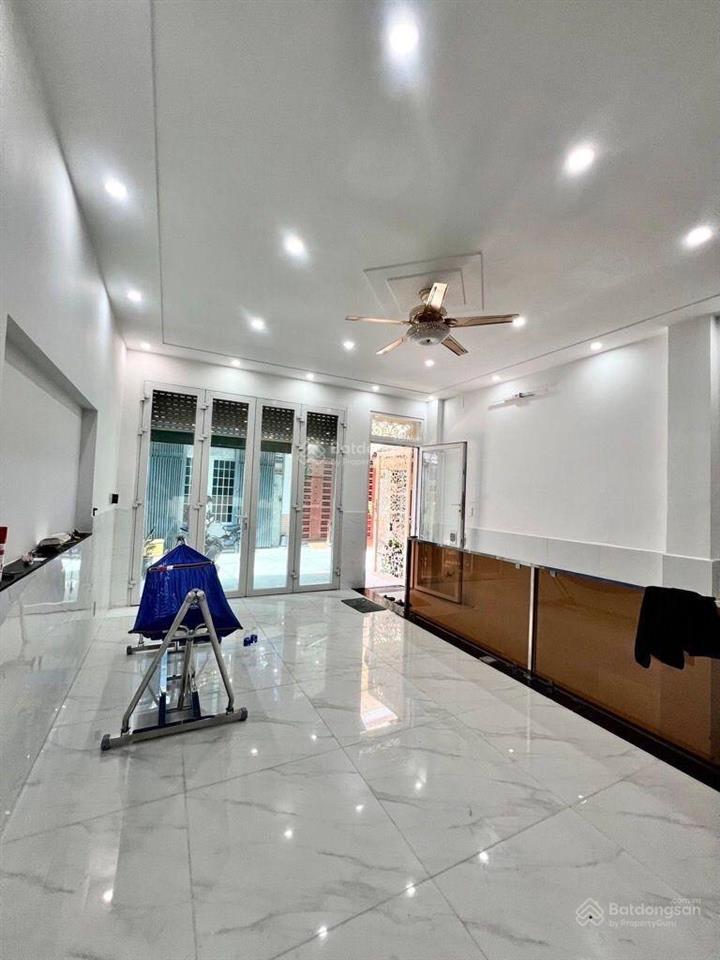 Giáp tên lửa, 4 tầng nhà mới, ngang 5m, hẻm xe hơi, ngay chợ tên lửa, aeon mall, nhà thờ phaolo