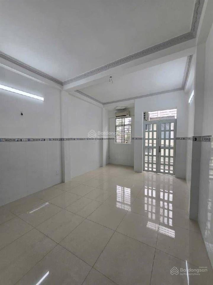 (chính chủ) khu tên lửa, giáp quận 6, hẻm xe hơi, 4 tầng nhà mới, aeon mall, nhà thờ phaolo, bốn xã