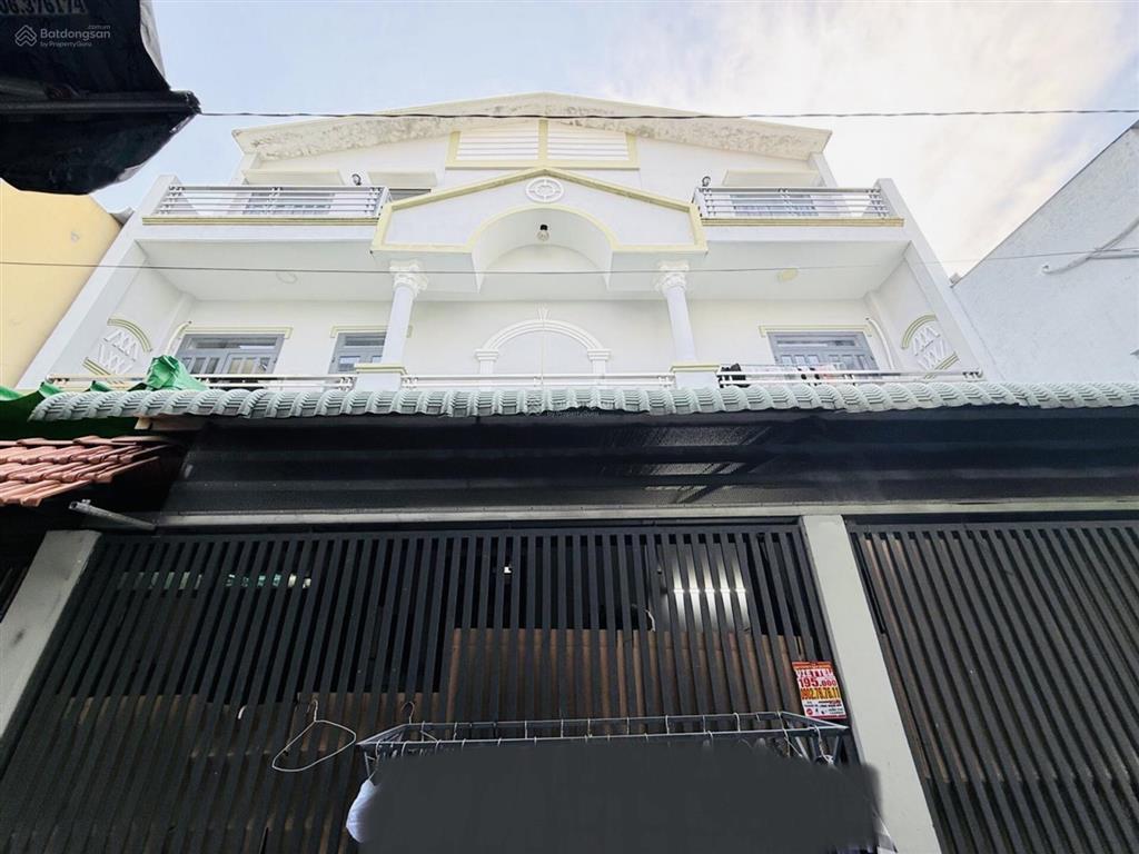 Giáp tên lửa, 124m2 ngang 7.2 nở hậu 5pn 5wc, 3 tầng thu nhập 15tr/th, aeon mall, nhà thờ phaolo
