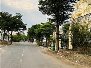 Chính chủ bán lô vị trí đẹp khu vip thời báo kinh tế gần villa park phú hữu q9