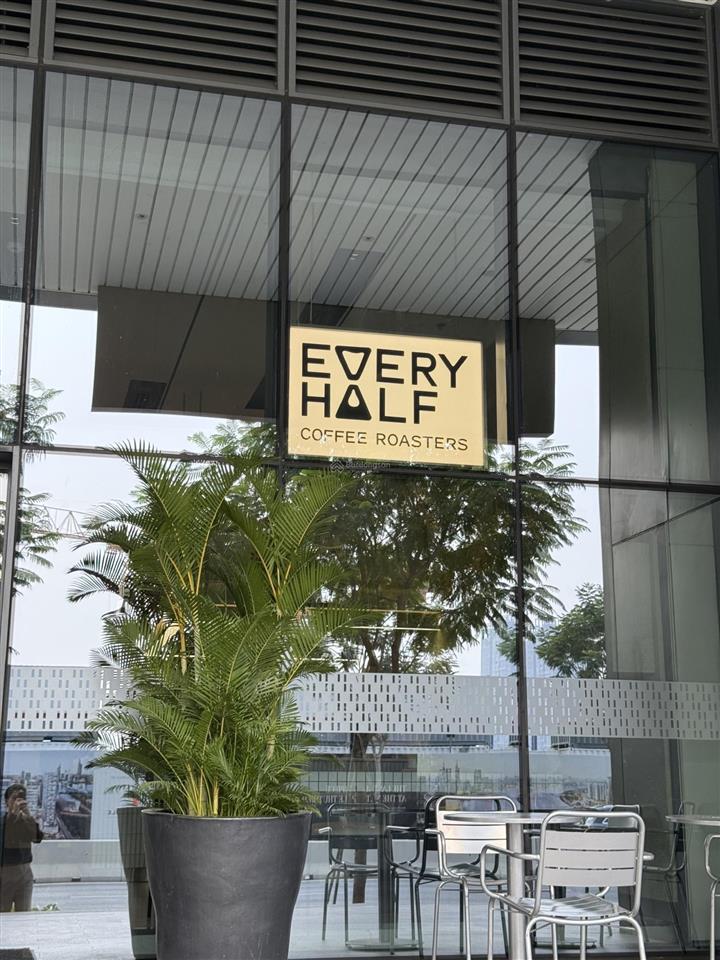 Shop metropole thủ thiêm 200m² thông tầng  trần cao 6m  dễ decor thương hiệu f&b, showroom
