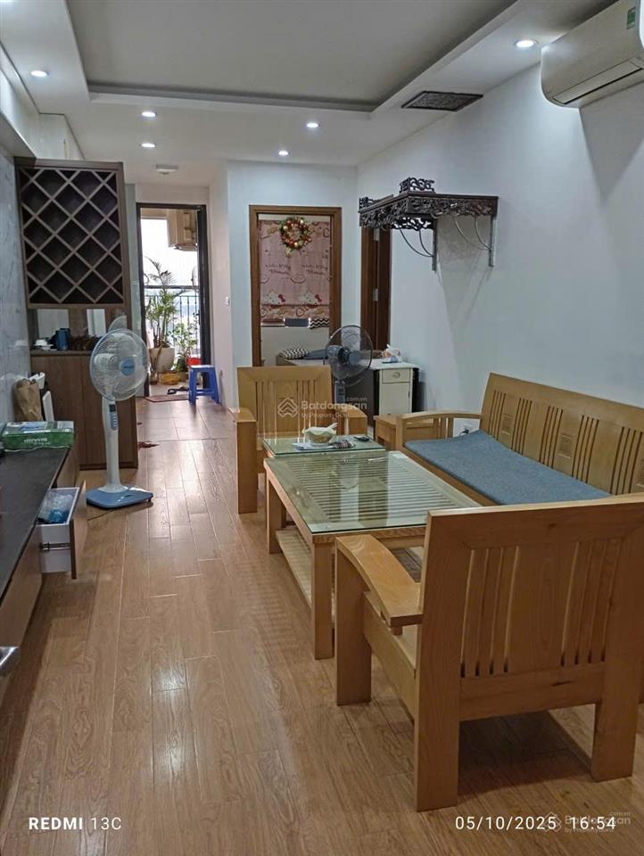 Gia đình cần cho thuê căn hộ 2 phòng ngủ đầy đủ nội thất gelexia riverside yên sở