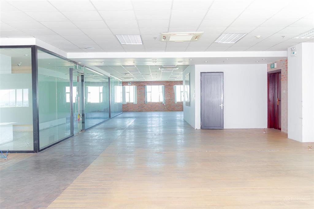 Cho thuê văn phòng 725 m2 tại tầng 11  tòa nhà vĩnh trung plaza