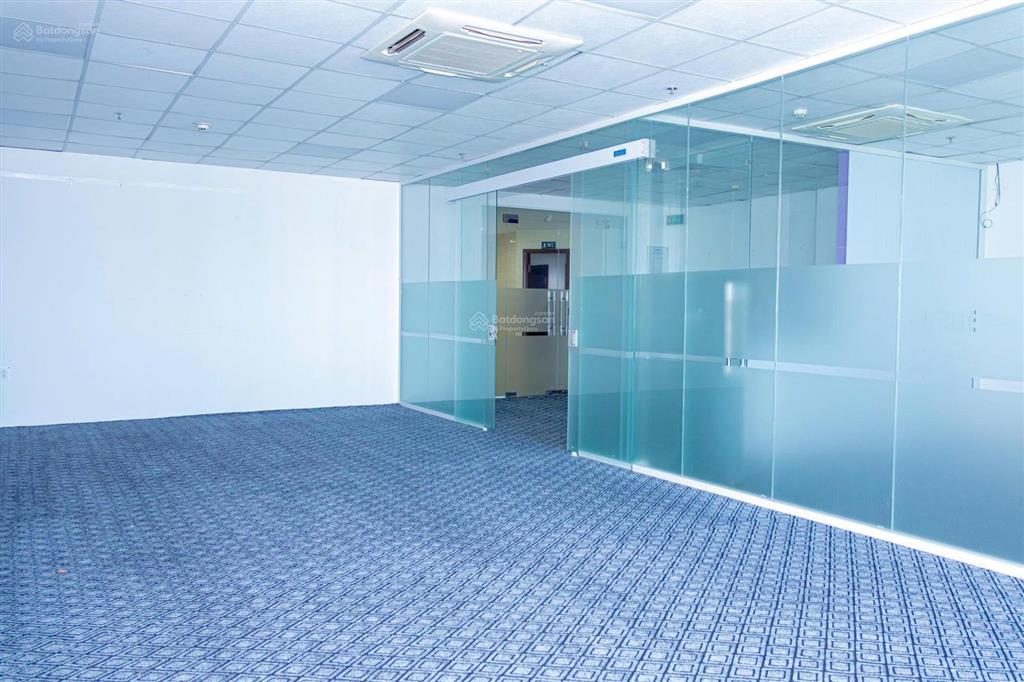 Cho thuê văn phòng 103m2  vĩnh trung plaza đà nẵng tầng cao view đẹp, bàn giao ngay