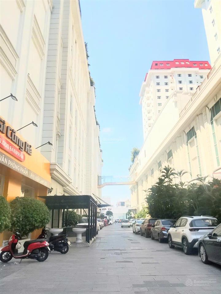 Cho thuê văn phòng 103m2  vĩnh trung plaza đà nẵng tầng cao view đẹp, bàn giao ngay