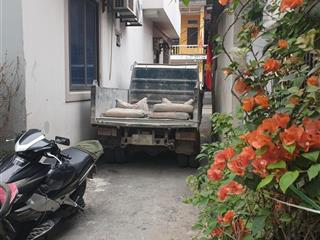 Bán nhà cạnh trung tâm hành chính đông anh