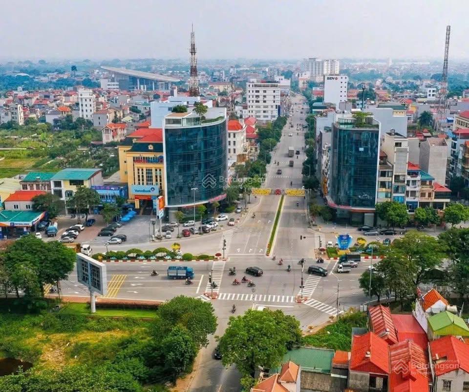 Bán nhà cạnh trường đảng lê hồng phong