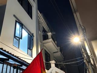 Bán nhà ngõ 74 cao lỗ, cạnh tthc đông anh