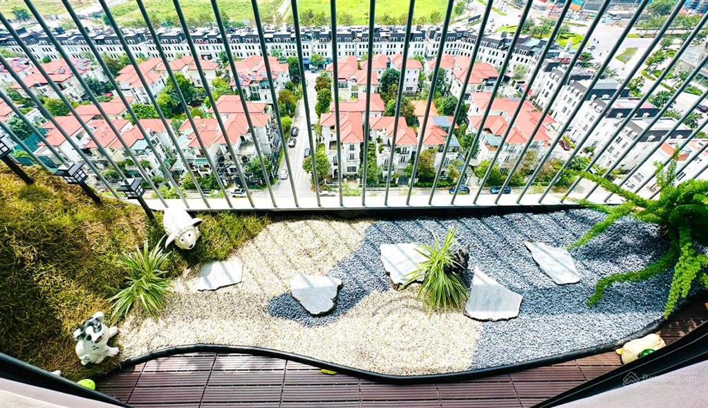 Bán căn hoa hậu 130m2 tòa n03  t4 ngoại giao đoàn căn 3pn vuông vắn mặt đường xuân tảo