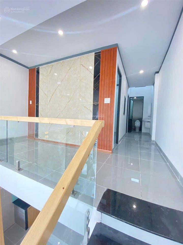Bán nhà riêng tại hương lộ 6, 70 m2 đẹp, nhiều tiện ích