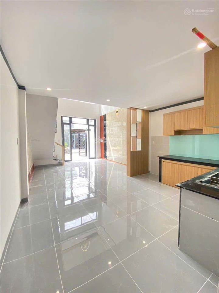Bán nhà riêng tại hương lộ 6, 70 m2 đẹp, nhiều tiện ích