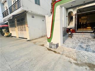 Nhà mới xây vào ở ngay , shr đã hoàn công