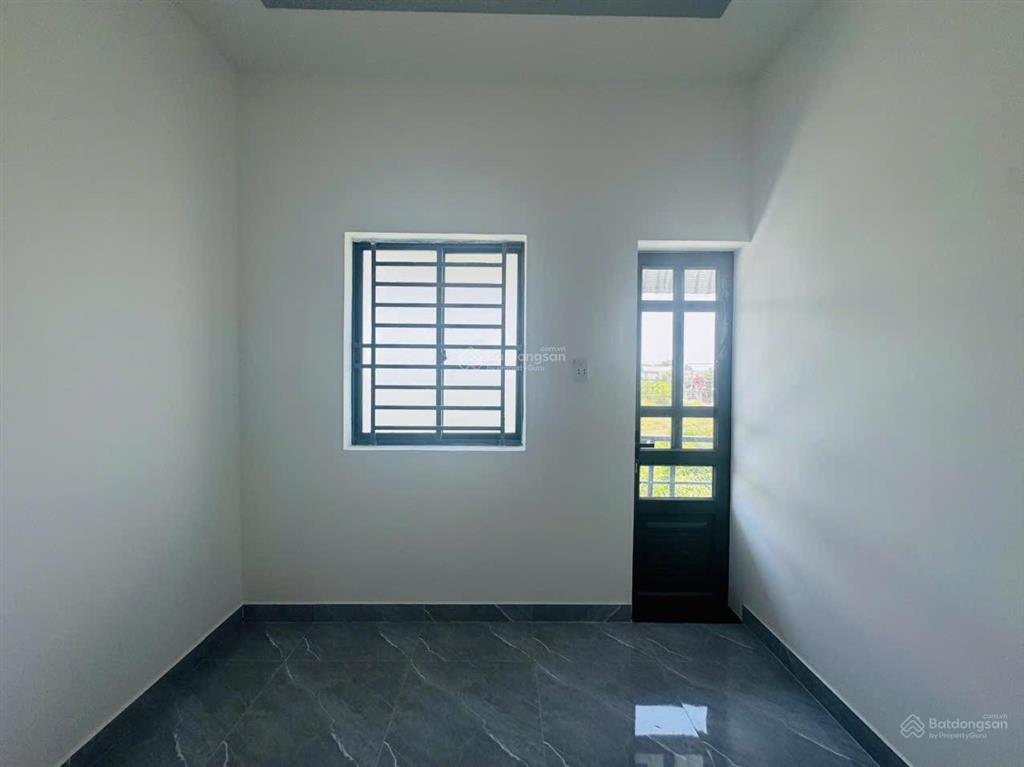 Căn ngay 2mt tại mỹ hạnh nam với tổng diện tích 90m2 hướng tây nam
