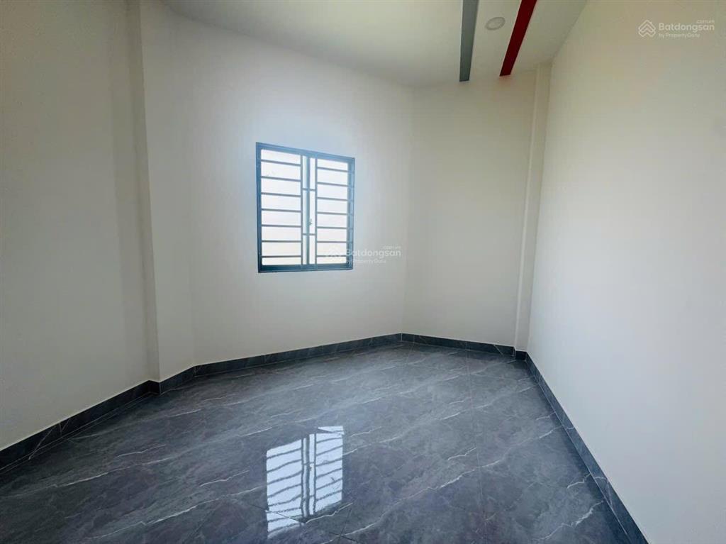 Căn ngay 2mt tại mỹ hạnh nam với tổng diện tích 90m2 hướng tây nam