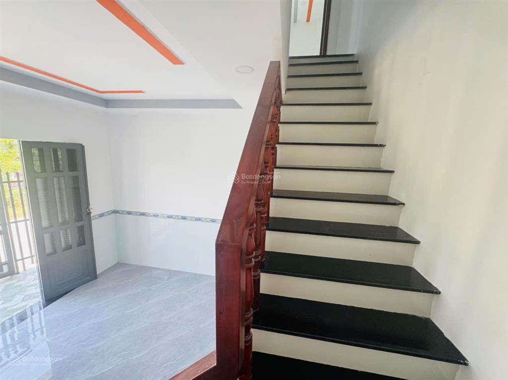 Căn ngay 2mt tại mỹ hạnh nam với tổng diện tích 90m2 hướng tây nam