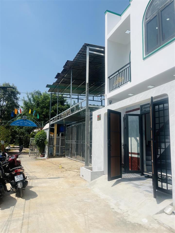 Cần bán gấp căn nhà do kẹt tiền trả nợ