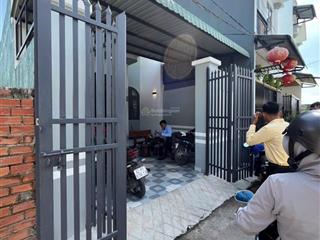 Bán nr 100m2, 1,9 tỷ tại đt 824, mỹ hạnh nam, đức hòa, long an