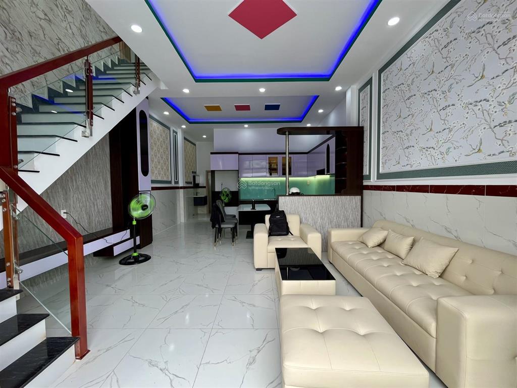 Nhà lầu gần chợ mỹ hạnh (gò hưu)