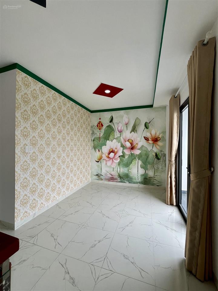 Nhà lầu gần chợ mỹ hạnh (gò hưu)