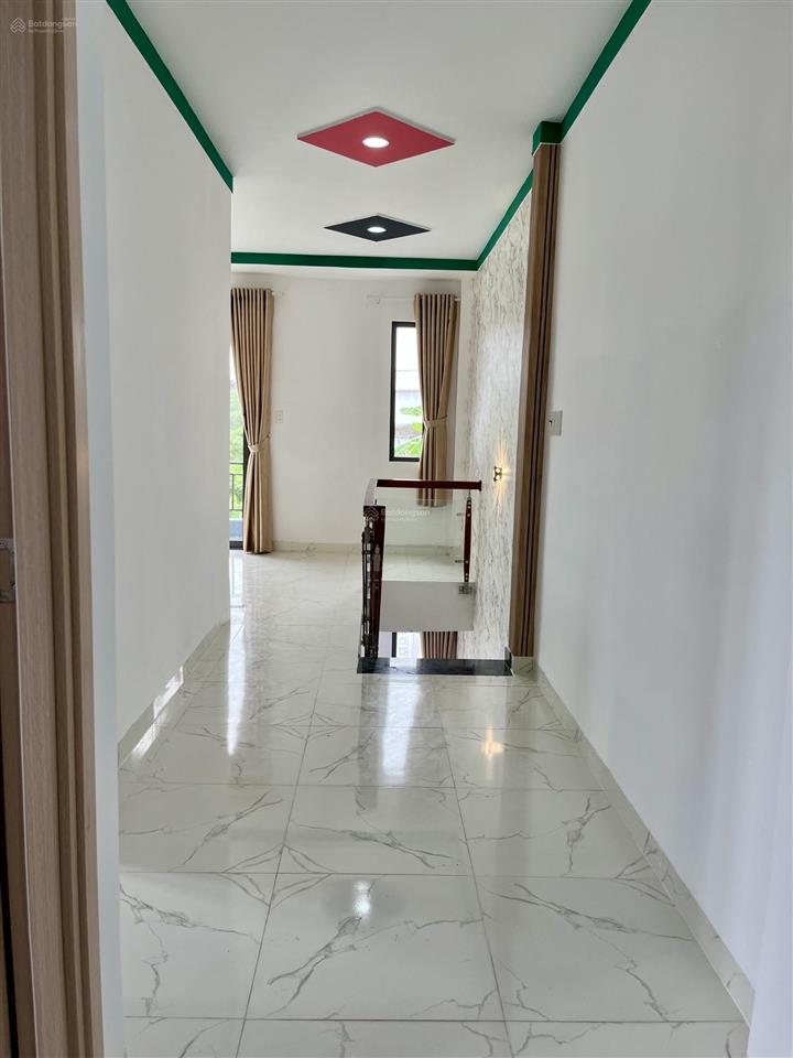 Nhà lầu gần chợ mỹ hạnh (gò hưu)