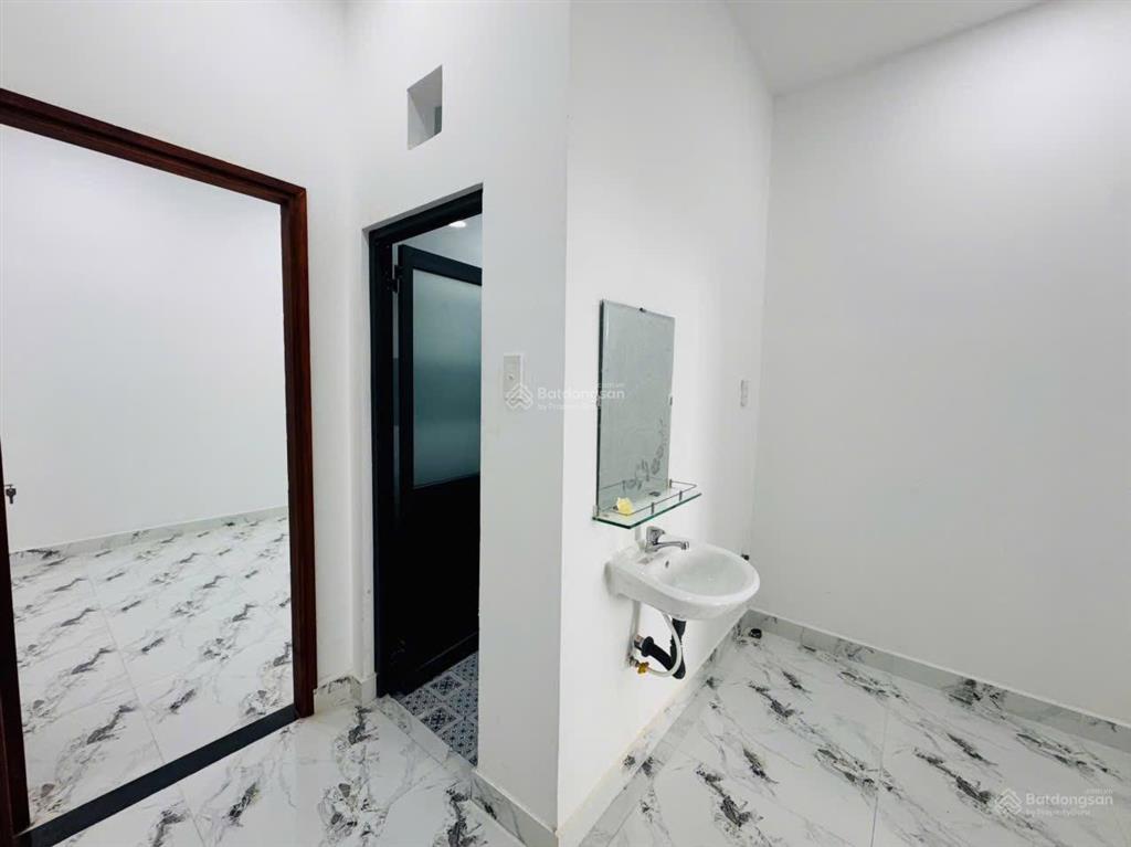 Cần bán nhà gấp để xoay tiền trả nợ