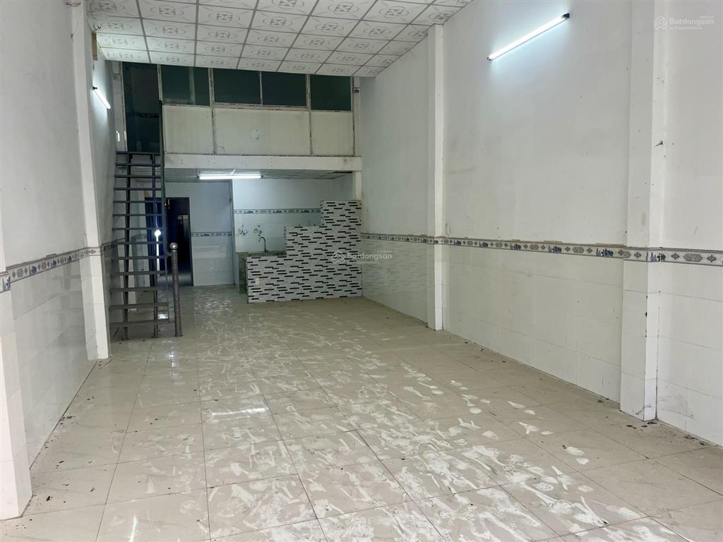 Bán kho, nhà xưởng tại đường đt 824, xã mỹ hạnh nam, huyện đức hòa, 7,9 tỷ, 400m2