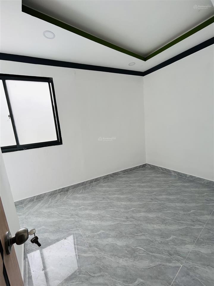 Cần bán gấp nhà 2mt kinh doanh, bán kính 500m ra 4 cụm kcn