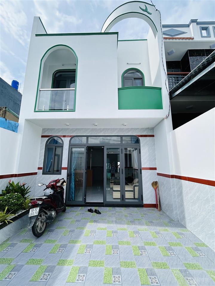 Giá này mà chê thì chắc anh chị chờ nhà cho không sao