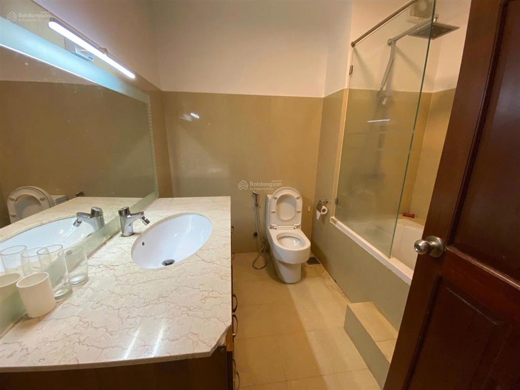 Giá 5,9tr  xô viết nghệ tĩnh, bình thạnh, gần hutech  50m2  1 phòng ngủ, ban công, phòng thay đồ