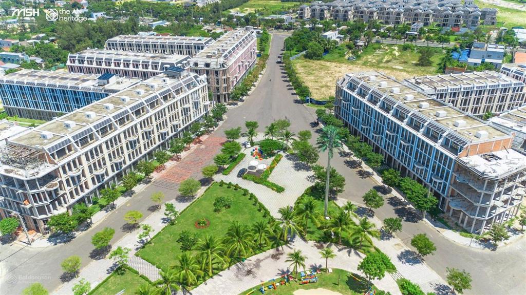 Bán nhà liền kề tại trung tâm phố cổ hội an sẵn dòng tiền thuê, sổ đỏ lâu dài, nhà sẵn bàn giao