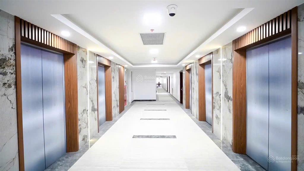 Cần bán căn 2 phòng ngủ nhận nhà ngay dự án benhill hồ chí minh