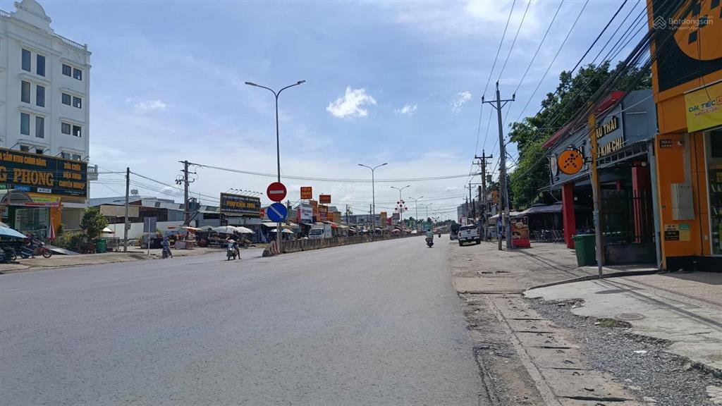 Đất thổ cư mặt tiền nhựa gần cổng chính kcn phước đông