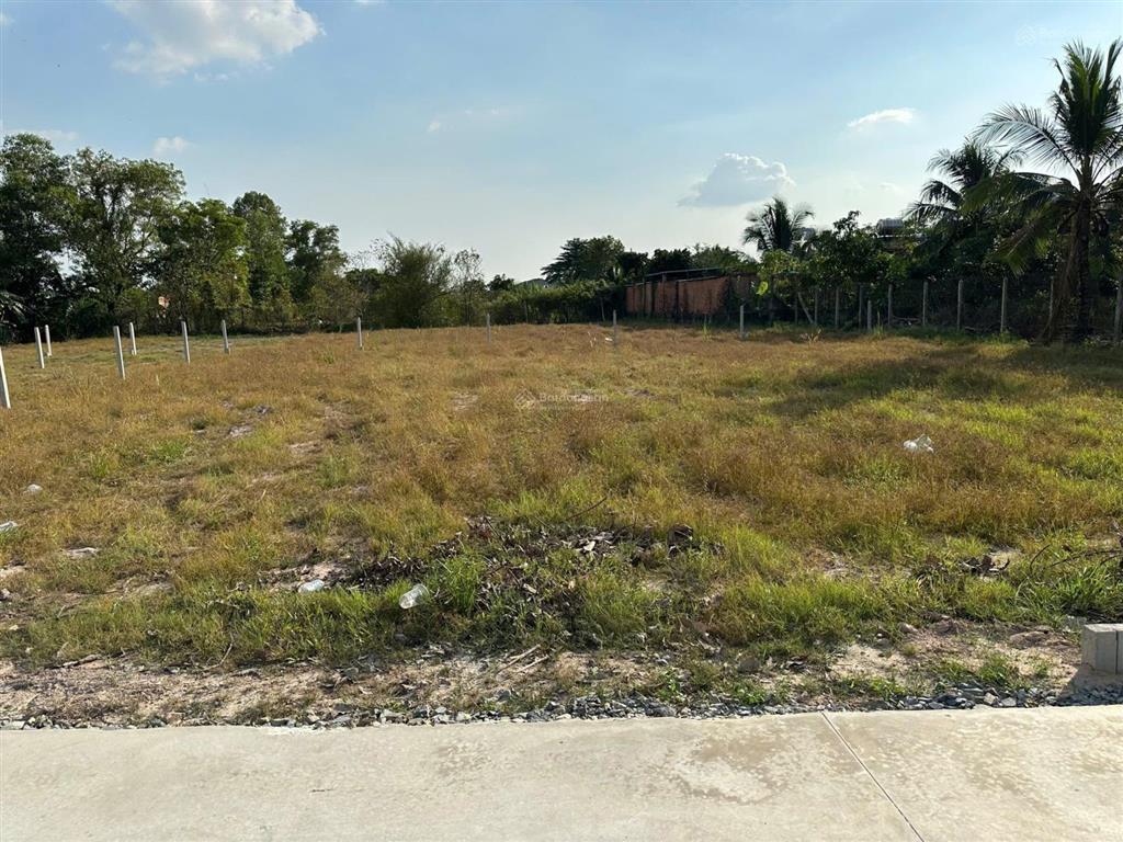 Đất 5 dài 29.4 full thổ cư đường bê tông sát nhựa chỉ 420tr