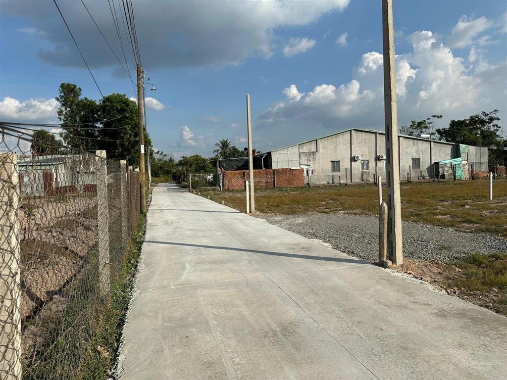 Đất 5 dài 29.4 full thổ cư đường bê tông sát nhựa chỉ 420tr