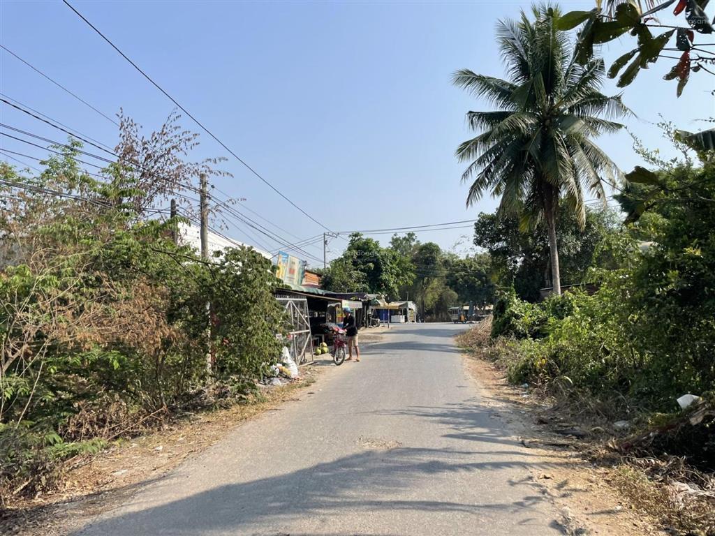 Cây da hiệp thạnh 143,4 m2 thổ cư đường bê tông, sổ sẵn chỉ 330tr