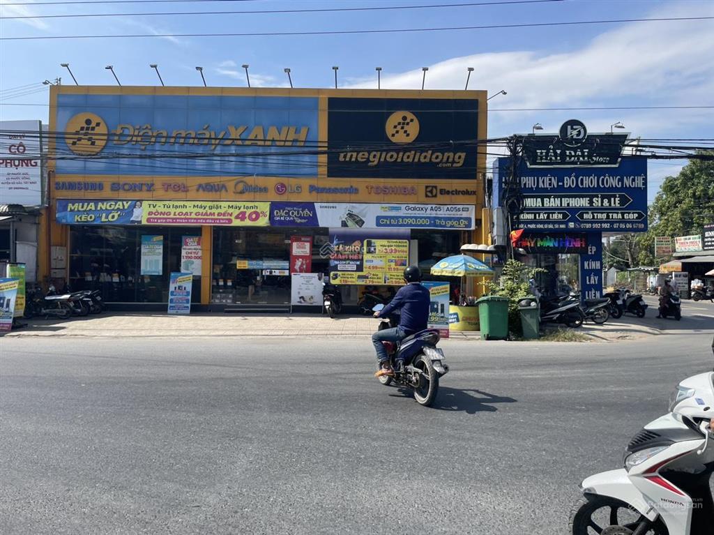 2207.9m2 mặt tiền cầu ô gần kcn phước đông xây được 60 phòng trọ, giá chỉ 3,2 tỷ