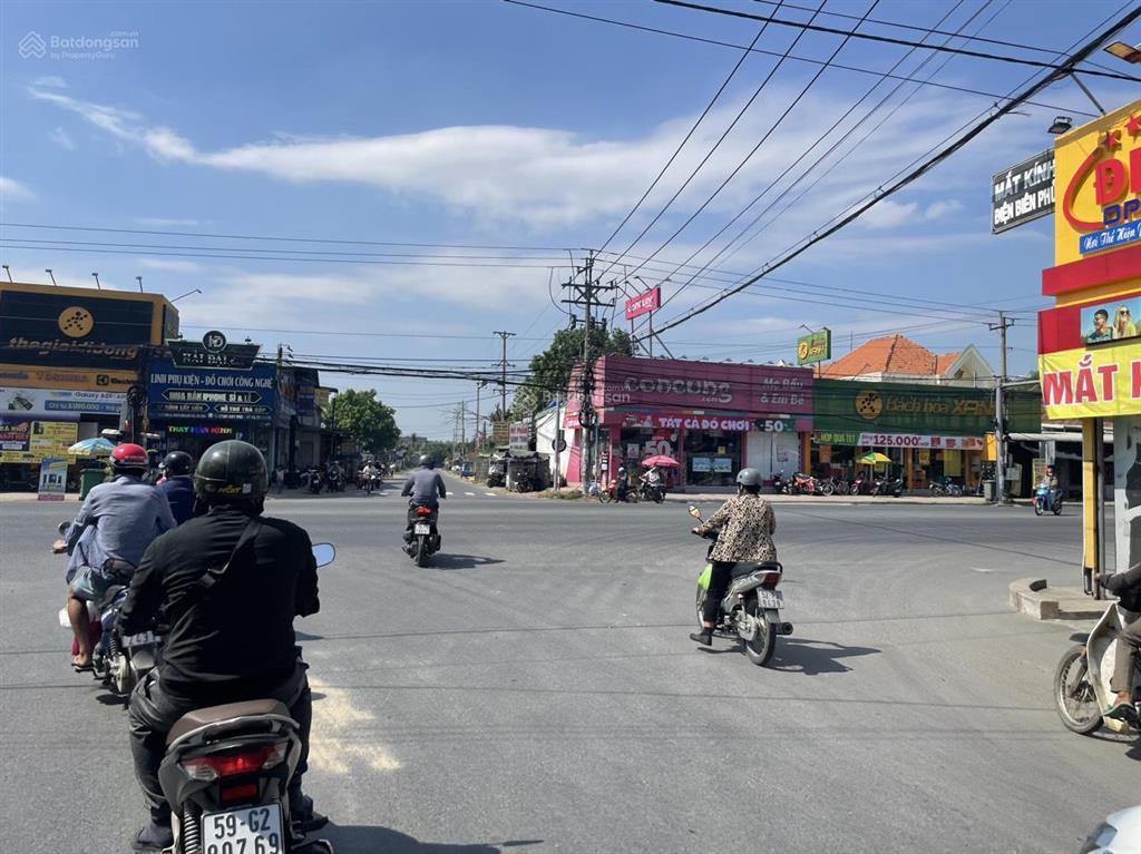 Mt nhựa nông trường tiện kinh doanh, buôn bán