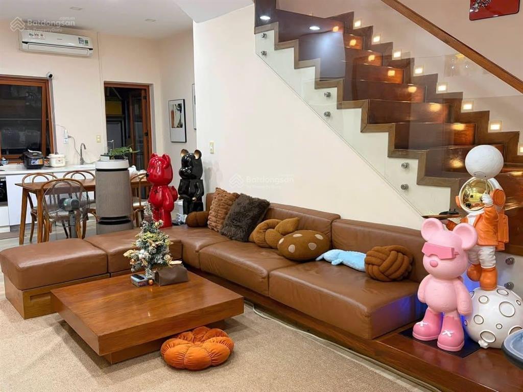 Bán nhà siêu đẹp rio vista quận 9