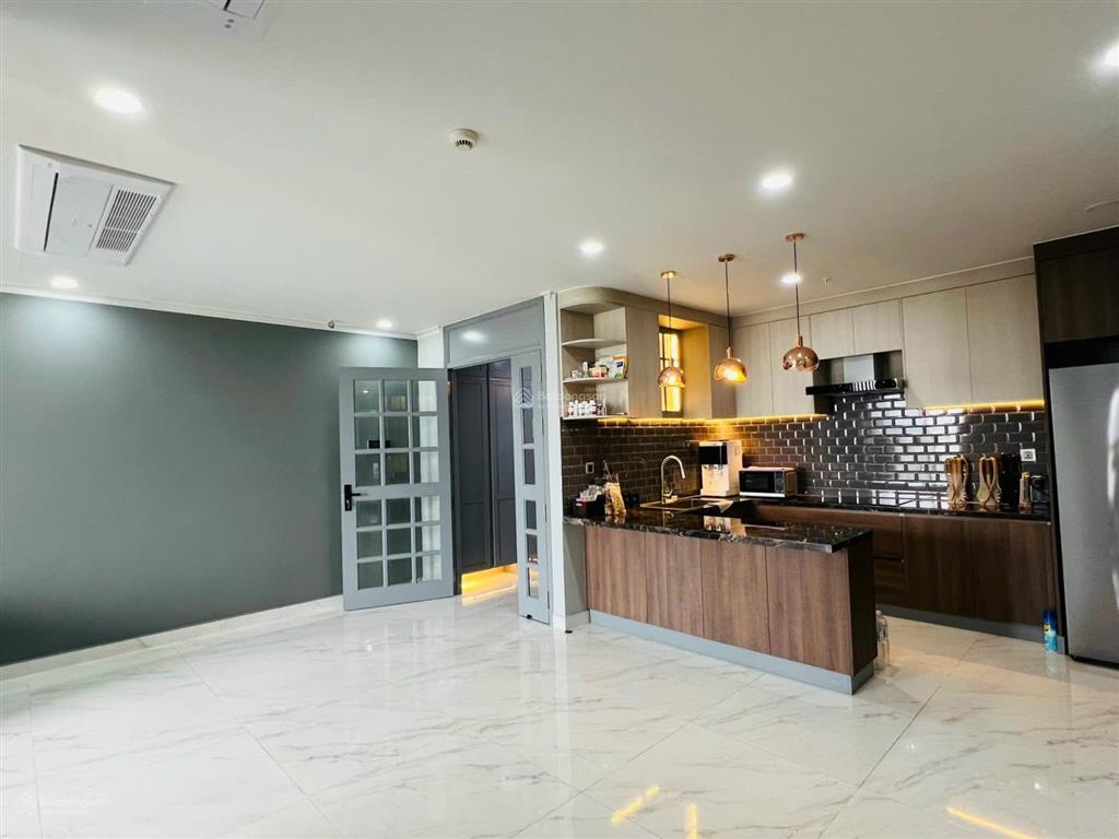 Cho thuê cc tại midtown phú mỹ hưng, 45 triệu vnd, 135m2, view đẹp, giá cực chất